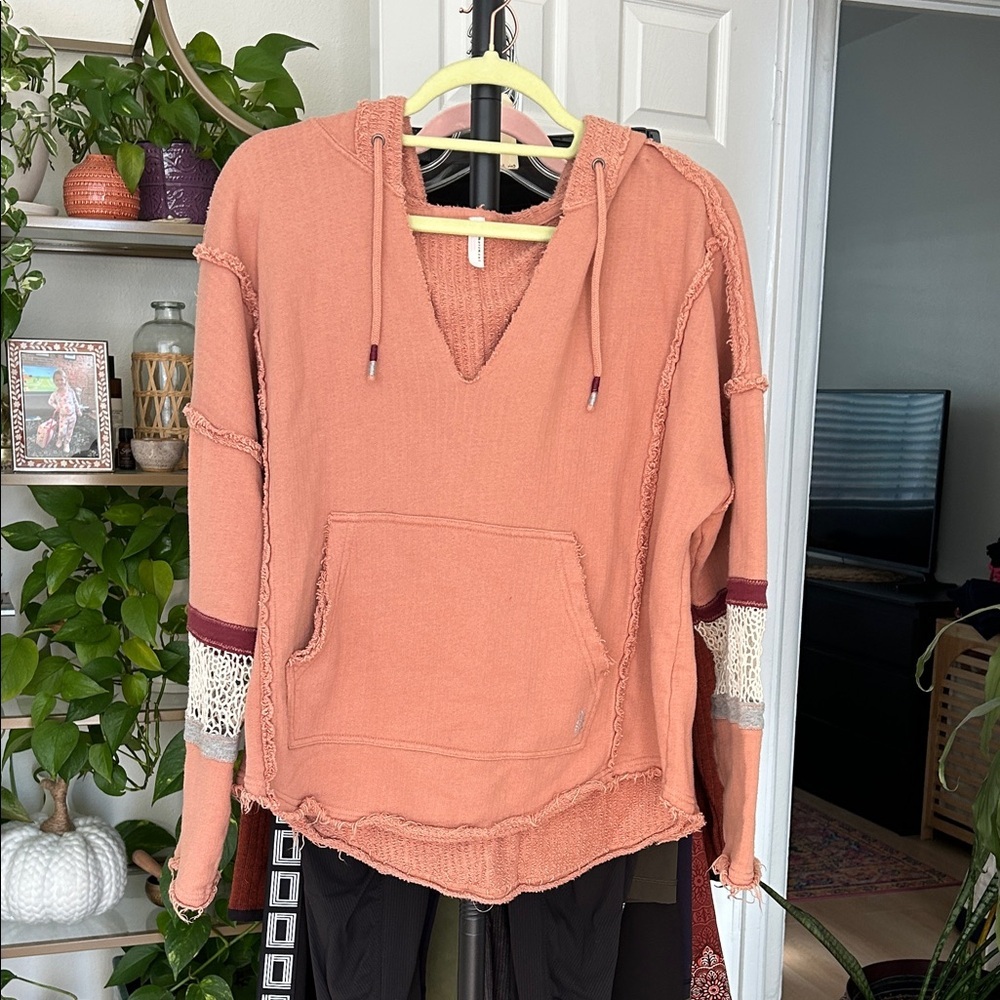 Free People Hoodie. Size Small. Oversized: PTP: 27”.